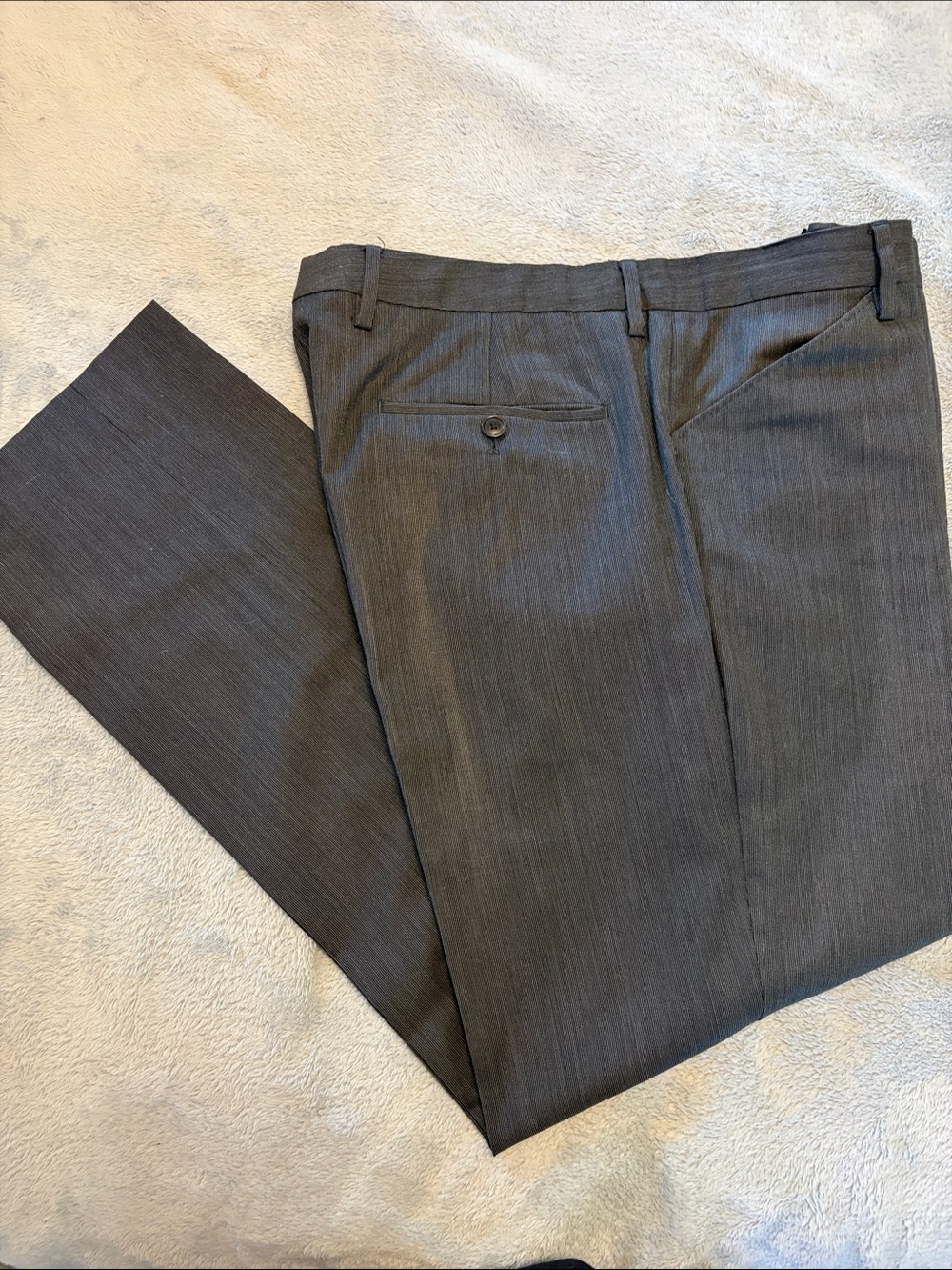 Hugo Boss Men's Charcoal Gray Dress Pants - Classic Flat-Front